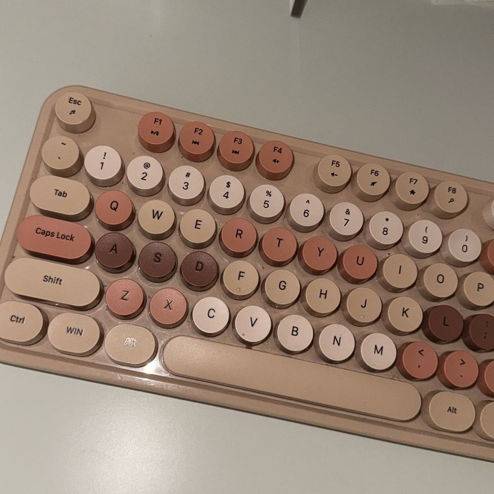 Pink keyboard and mouse brand new
